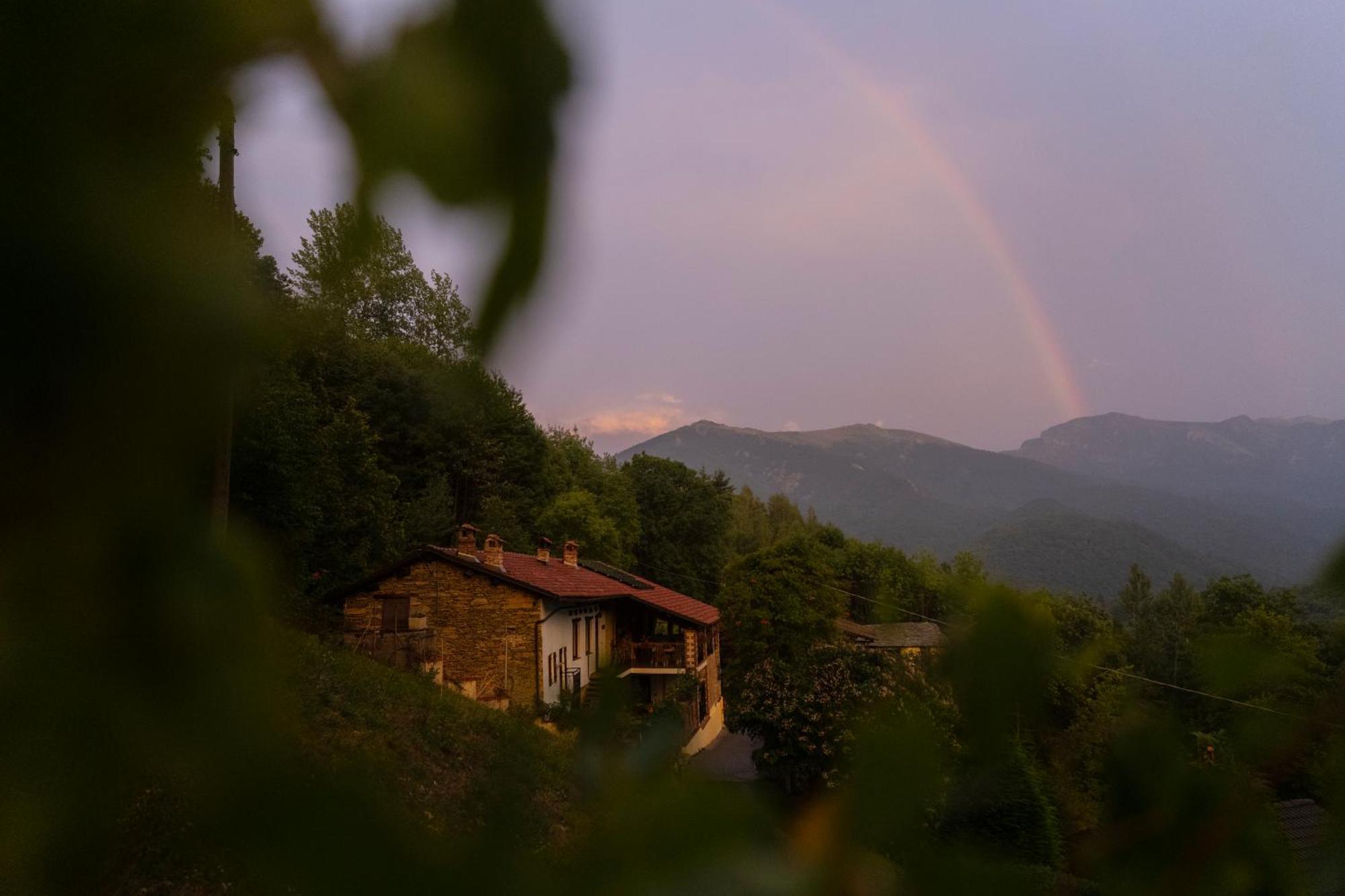 bed&breakfast iduevagamondi Chiusa di Pesio Exterior foto